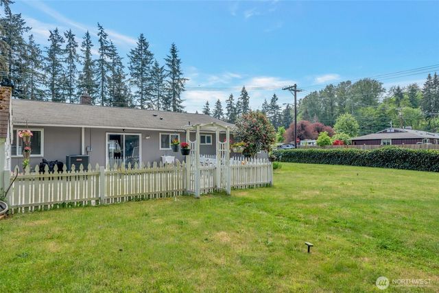 15404 SE 304th Place, Kent, WA 98042