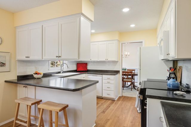 4630 Douglas Avenue, Golden Valley, MN 55416
