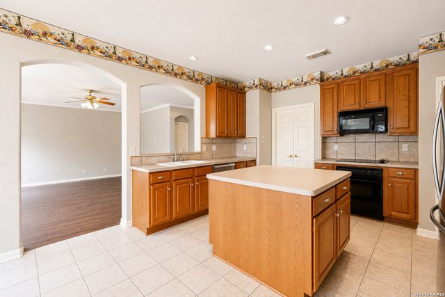 514 KEN DR, San Antonio, TX 78258