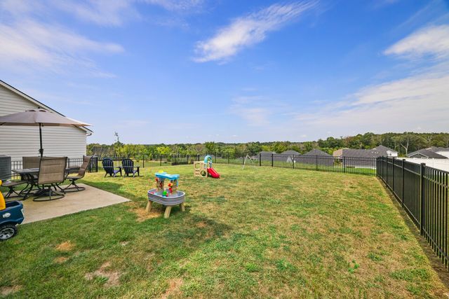 1241 Dutch Peak, Lebanon, TN 37090