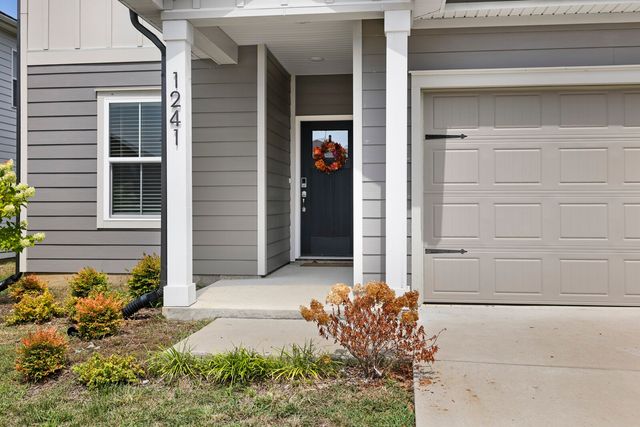 1241 Dutch Peak, Lebanon, TN 37090