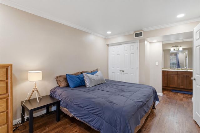 7685 Northcross DR 429, Austin, TX 78757