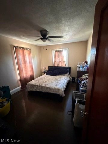 13445 Emerson Avenue, Lakewood, OH 44107