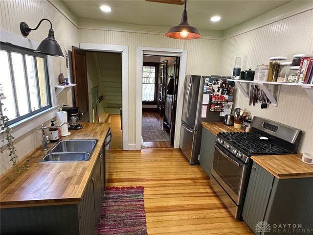 2319 S Dixie Drive, Kettering, OH 45409