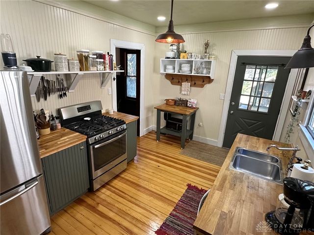 2319 S Dixie Drive, Kettering, OH 45409