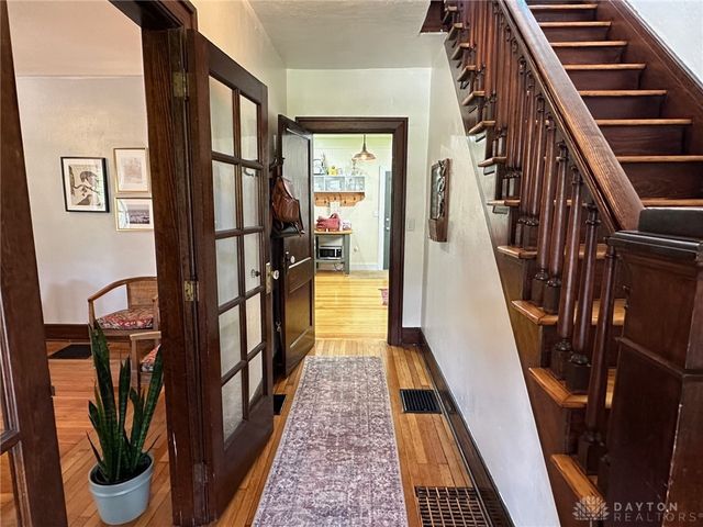 2319 S Dixie Drive, Kettering, OH 45409