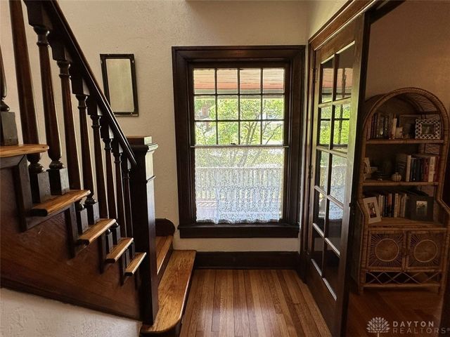 2319 S Dixie Drive, Kettering, OH 45409