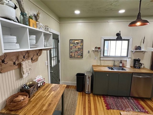 2319 S Dixie Drive, Kettering, OH 45409