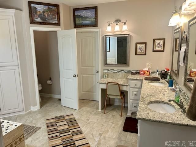 1185 BLUE GRASS, Benton, AR 72019