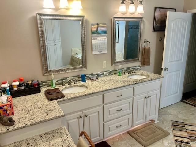 1185 BLUE GRASS, Benton, AR 72019