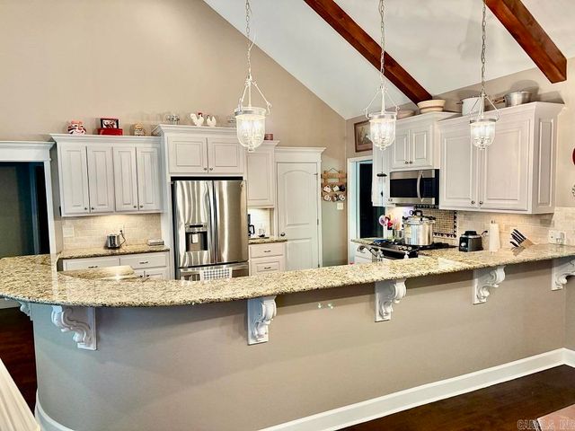 1185 BLUE GRASS, Benton, AR 72019