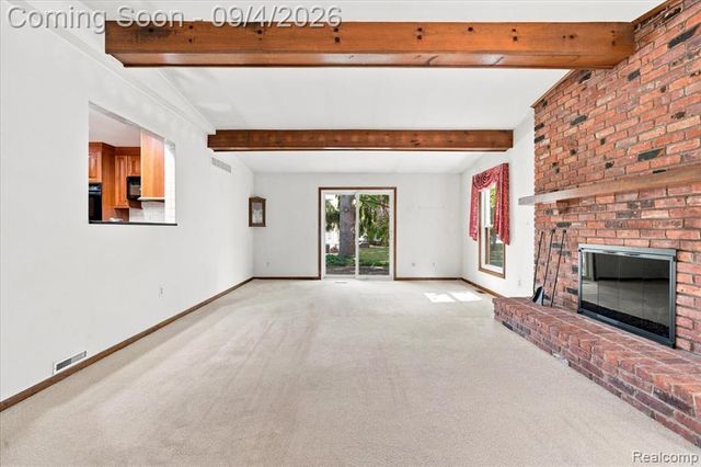 22555 Shadowglen Drive, Farmington Hills, MI 48335