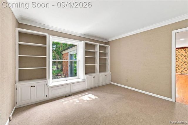 22555 Shadowglen Drive, Farmington Hills, MI 48335