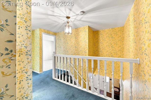 22555 Shadowglen Drive, Farmington Hills, MI 48335