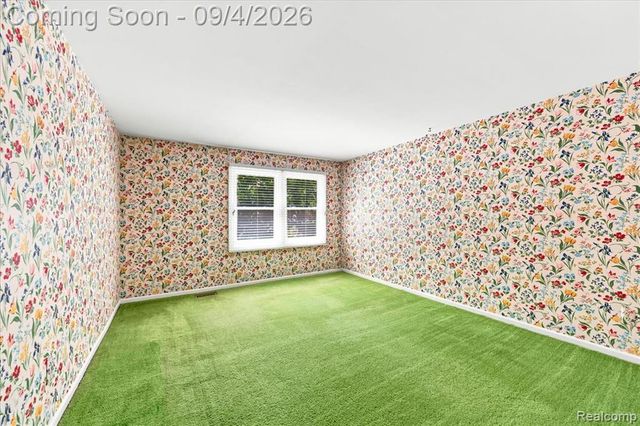 22555 Shadowglen Drive, Farmington Hills, MI 48335