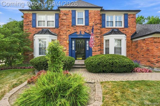 22555 Shadowglen Drive, Farmington Hills, MI 48335