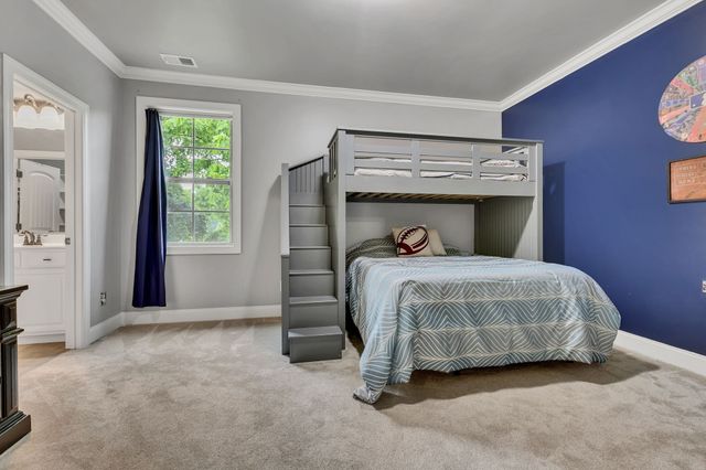 2040 Brisbane Dr, Spring Hill, TN 37174