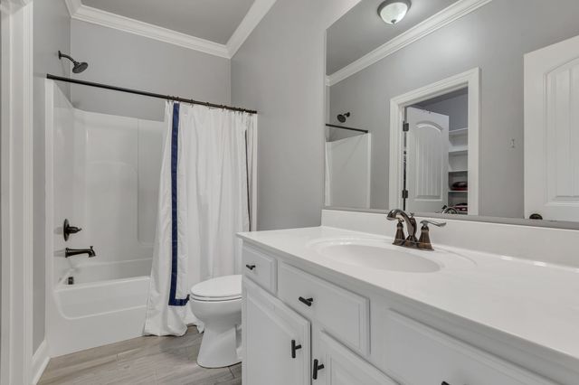 2040 Brisbane Dr, Spring Hill, TN 37174