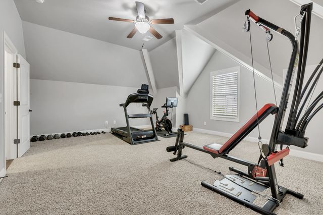 2040 Brisbane Dr, Spring Hill, TN 37174