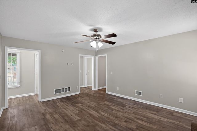 101 Roost Road, Hopkins, SC 29061