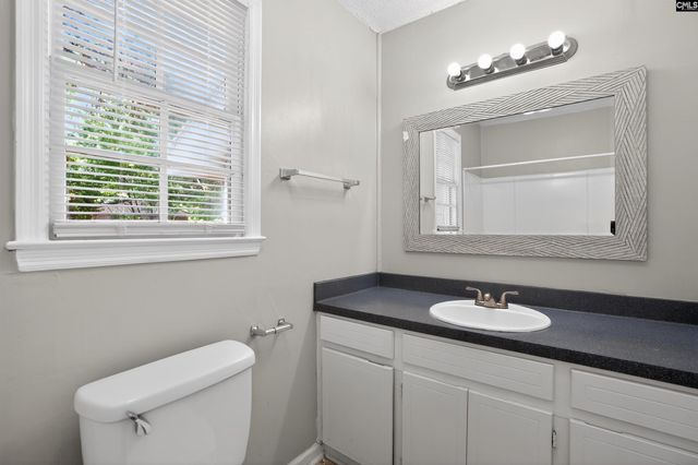 101 Roost Road, Hopkins, SC 29061