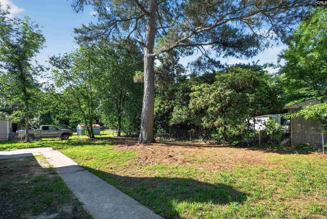 101 Roost Road, Hopkins, SC 29061