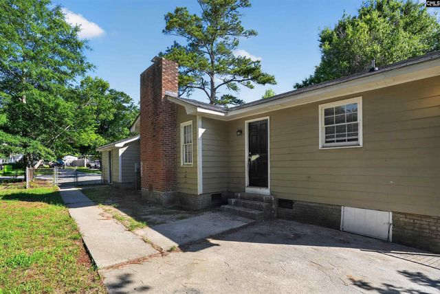 101 Roost Road, Hopkins, SC 29061