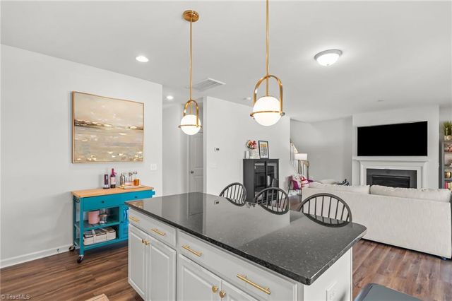 1981 Glenburn Drive, Winston-salem, NC 27127