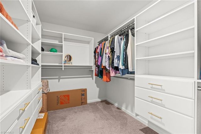 1981 Glenburn Drive, Winston-salem, NC 27127