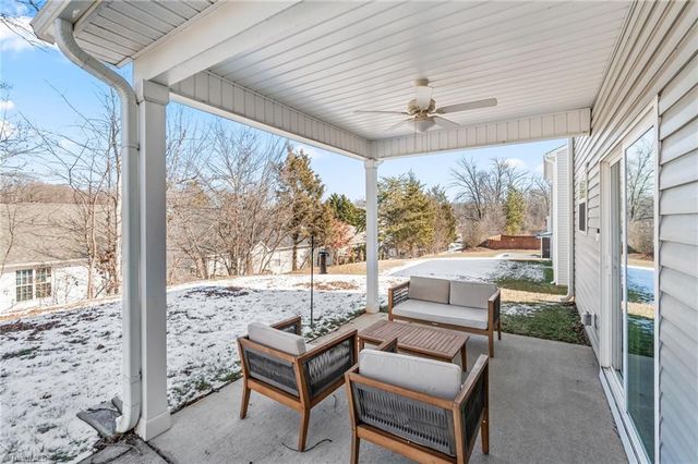 1981 Glenburn Drive, Winston-salem, NC 27127