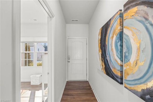 1981 Glenburn Drive, Winston-salem, NC 27127