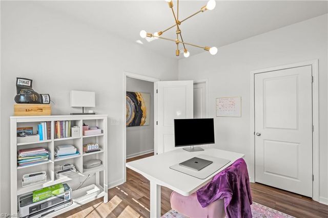 1981 Glenburn Drive, Winston-salem, NC 27127