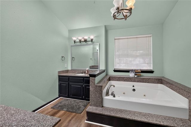 9912 Kingsley Place, Fort Smith, AR 72908
