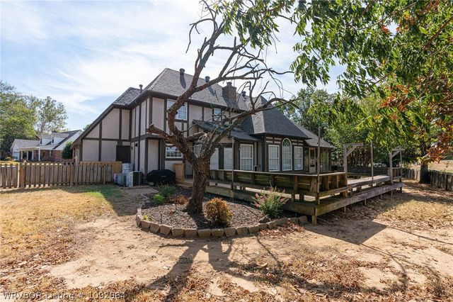 9912 Kingsley Place, Fort Smith, AR 72908