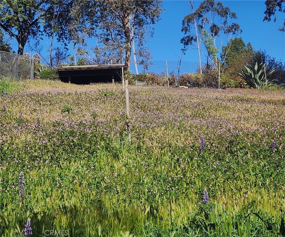 19419 Oxnard Street, Tarzana, CA 91356