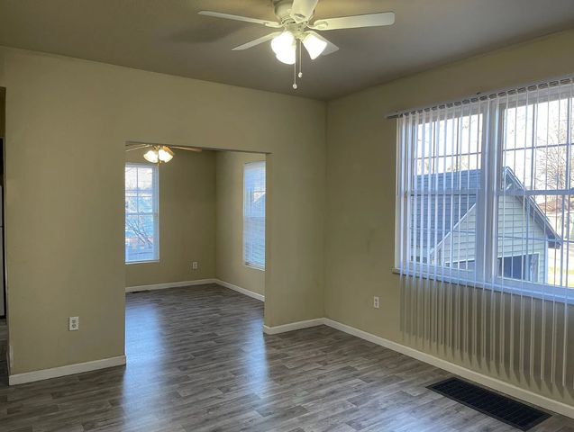 38 E Beardsley Avenue, Champaign, IL 61820