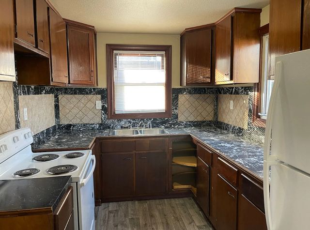 38 E Beardsley Avenue, Champaign, IL 61820