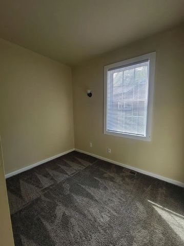 38 E Beardsley Avenue, Champaign, IL 61820