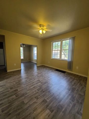 38 E Beardsley Avenue, Champaign, IL 61820