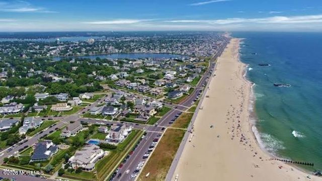2121 4th Avenue, Spring Lake, NJ 07762