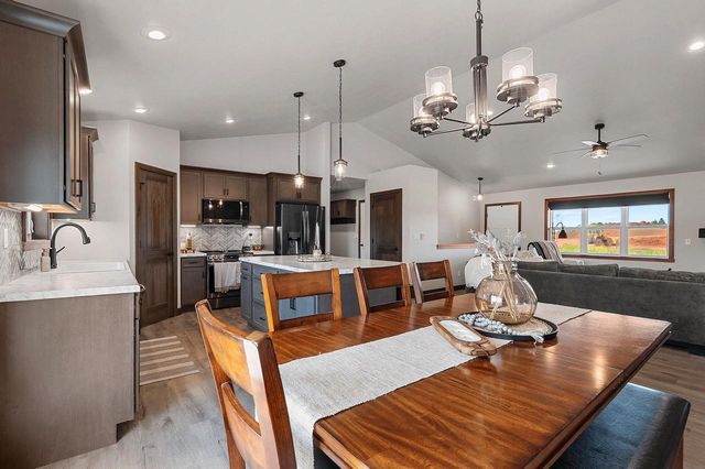 2347 TIGERWOOD TRAIL, De Pere, WI 54115