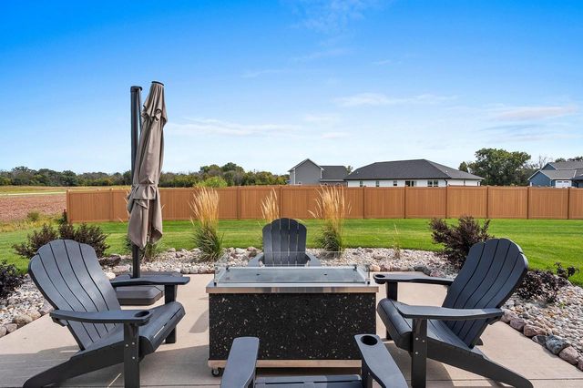 2347 TIGERWOOD TRAIL, De Pere, WI 54115