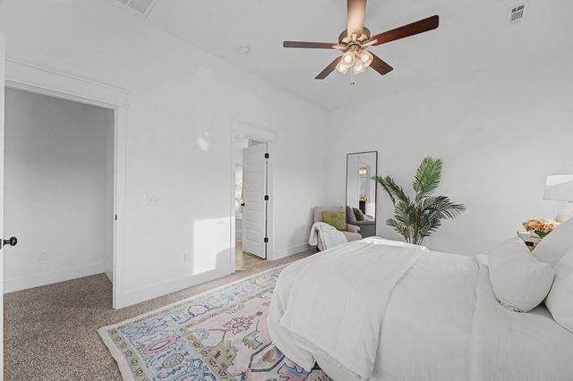 5153 S Ivey Lane, Battlefield, MO 65619