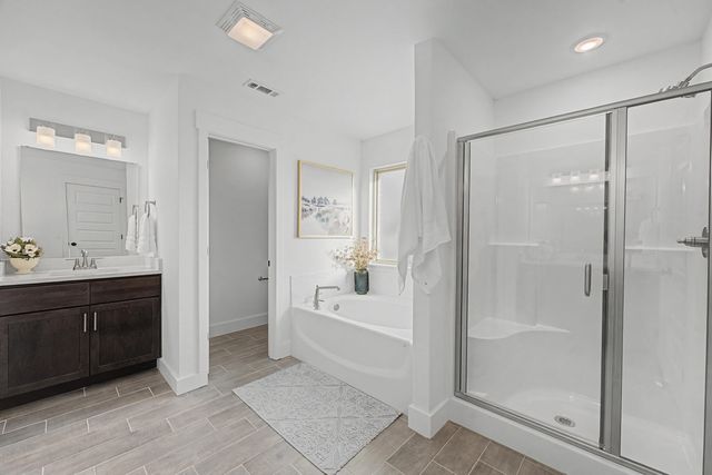 5153 S Ivey Lane, Battlefield, MO 65619