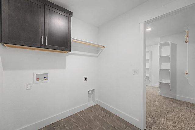 5153 S Ivey Lane, Battlefield, MO 65619