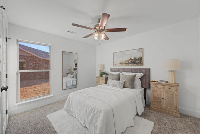 5153 S Ivey Lane, Battlefield, MO 65619