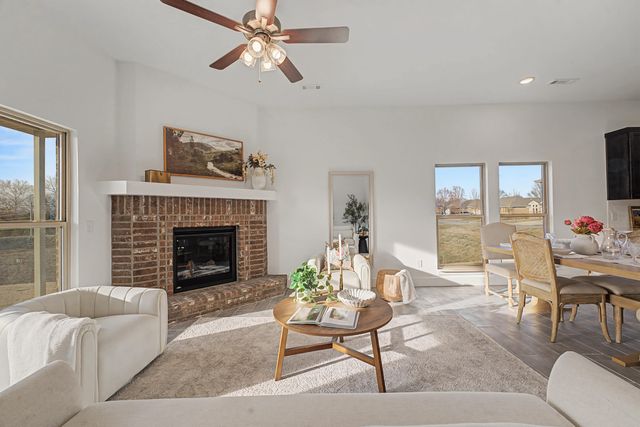 5153 S Ivey Lane, Battlefield, MO 65619