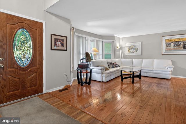 10 KREBS ROAD, Plainsboro, NJ 08536