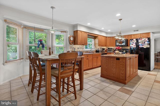 10 KREBS ROAD, Plainsboro, NJ 08536