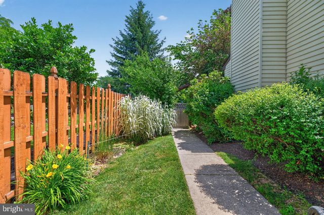 10 KREBS ROAD, Plainsboro, NJ 08536